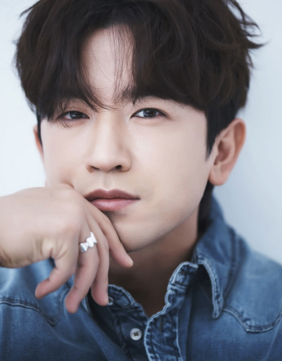 가수 이민우 프로필, [사진=아트버스]