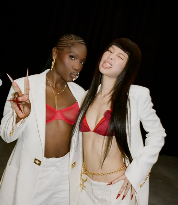 제니 [사진=제니 SNS]