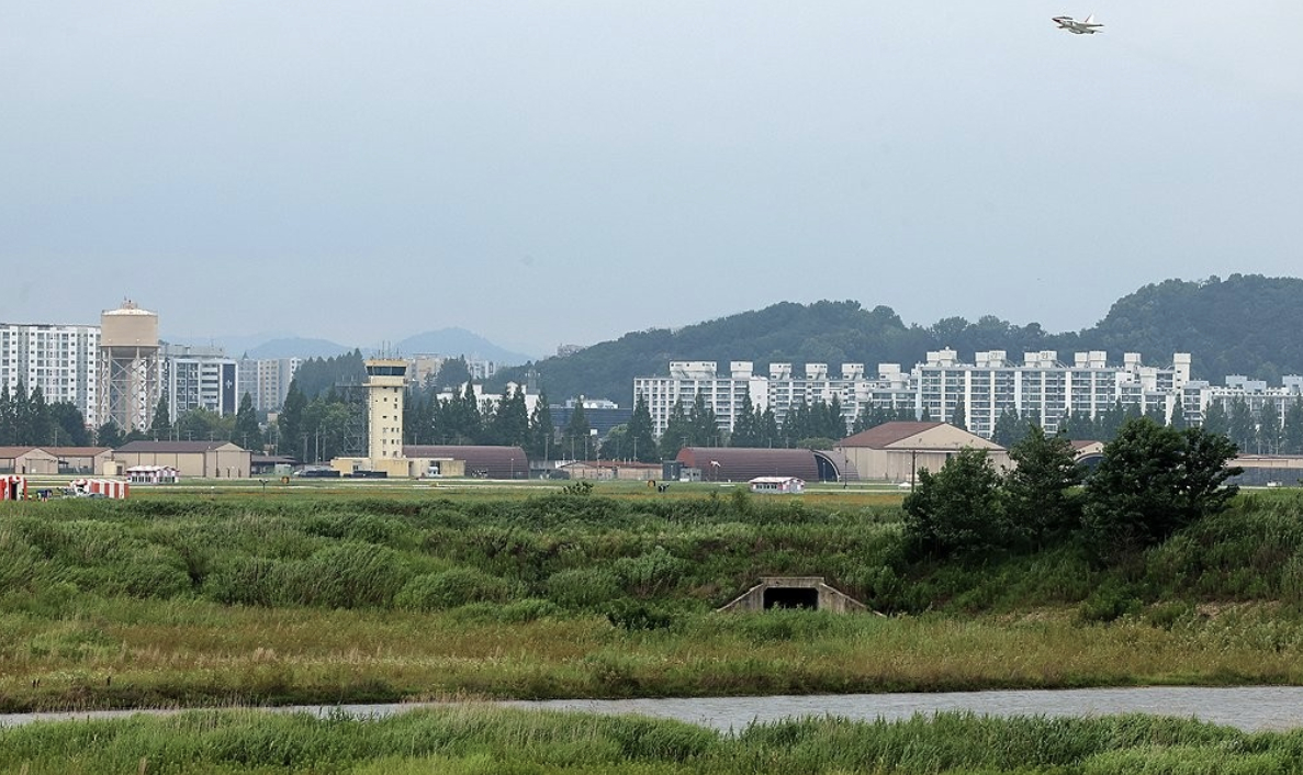 6일 광주 군 공항 일원에서 제1전투 비행단 훈련기가 하늘을 나는 모습. 2026.07.06 [사진=연합뉴스]
