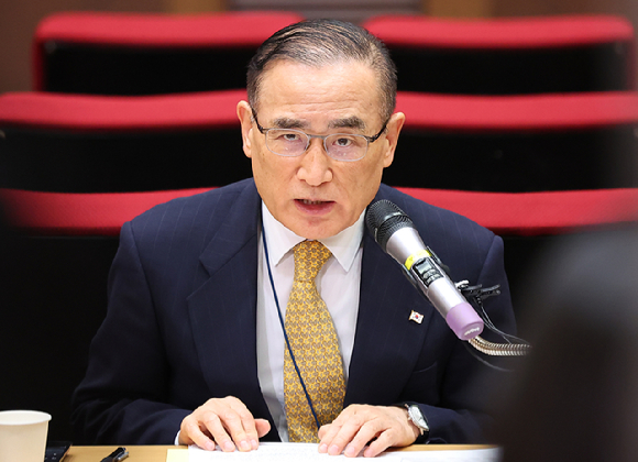 위성락 국가안보실장이 15일 용산 대통령실에서 최근 캄보디아에서 발생한 한국인 대상 납치&middot;감금 범죄 대응 현황 관련 브리핑을 하고 있다. 2025.10.15 [사진=연합뉴스]