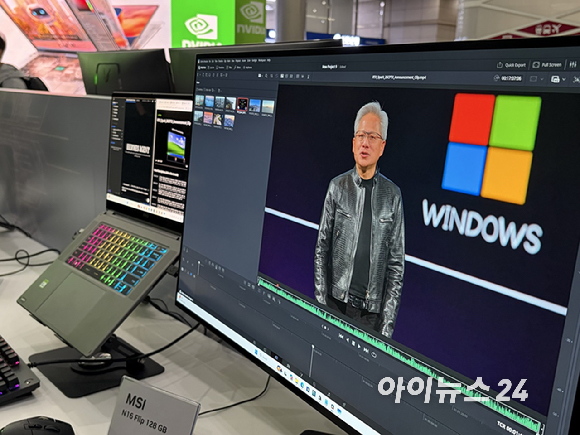 젠슨 황 엔비디아 CEO의 영상이 재생 중인 'RTX 스파크' 기반 MSI 노트북. [사진=권서아 기자]