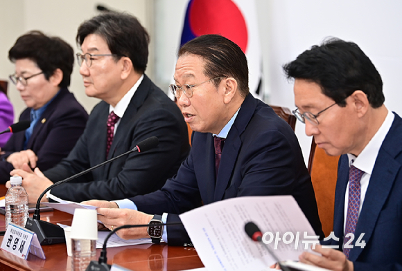 권영세 국민의힘 비상대책위원장이 10일 오전 서울 여의도 국회에서 열린 비상대책위원회의에서 발언하고 있다. [사진=곽영래 기자]