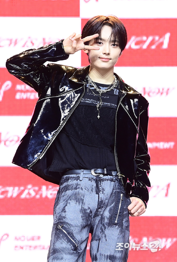 그룹 누에라 린이 26일 오후 서울 용산구 한남동 블루스퀘어에서 열린 누에라(NouerA) 'Chapter: New is Now' 데뷔 쇼케이스에 참석하고 있다. [사진=정소희 기자]