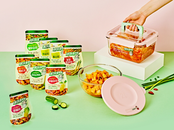 새미네부엌X글라스락 김치담그기 세트가 출시됐다. [사진=샘표]