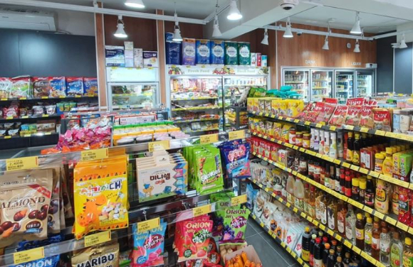 무인매장에서 1500원짜리 과자 1개를 실수로 결제하지 않고 나간 재수생에 대한 검찰의 기소유예 처분이 취소됐다. 본 기사와 무관한 이미지. [사진=연합뉴스]