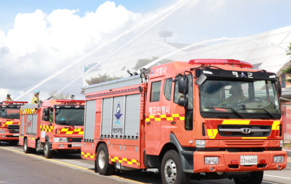  19일 인천항에서 2025 을지연습 관련 중요 시설 통합 방호 및 복합 테러 대응 훈련을 하고 있다. [사진=인천항만공사]