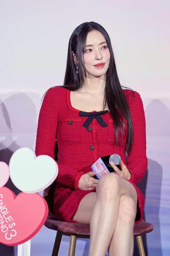4일 CGV용산아이파크몰에서 열린 넷플릭스 '솔로지옥' 시즌3 제작발표회에서 솔로지옥3 MC들이 출연자 중 농구선수 이관희를 주목했다. 사진은 이관희. [사진=넷플릭스]