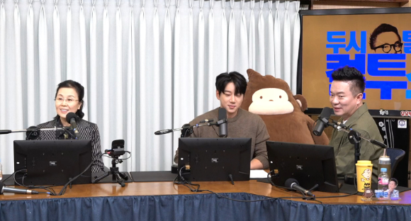 '두시탈출 컬투쇼'에 가수 심수봉이 출연했다. [사진=SBS]