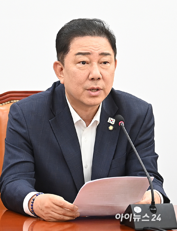 김병기 더불어민주당 원내대표가 7일 오전 서울 여의도 국회에서 열린 원내대책회의에서 발언하고 있다. [사진=곽영래 기자]