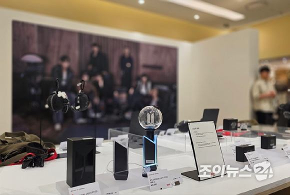 12일 부산시 해운대구 해운대 해수욕장에서 열린 'BTS 더 시티 아리랑 부산' 오프라인 액티비티 '러브 송 라운지', '러브 쿼터' 현장 이미지. [사진=정지원 기자]