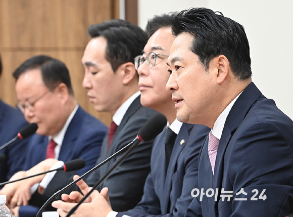 장동혁 국민의힘 대표가 1일 오전 서울 여의도 국회에서 열린 최고위원회의에서 발언하고 있다. [사진=곽영래 기자]