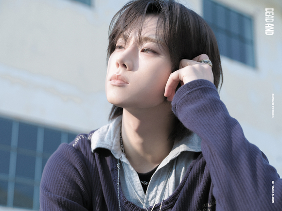 엑스디너리 히어로즈 건일 정수 콘셉트 포토 [사진=JYP엔터테인먼트]