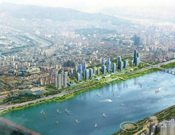 현대건설 관계자들이 30일 서울 성동구에서 열린 성수1지구 주택재개발정비사업 현장설명회에 참석해 하이엔드 주거 브랜드 '디에이치(THE H)'가 적힌 홍보물을 들고 사진을 찍고 있다. [사진=현대건설]