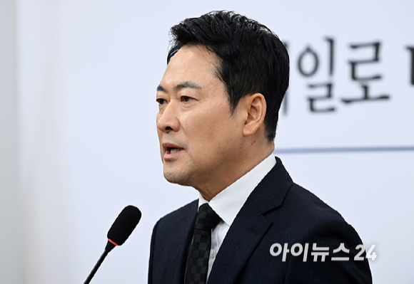 장동혁 국민의힘 대표가 20일 서울 여의도 국회에서 기자회견을 하고 있다. [사진=곽영래 기자]