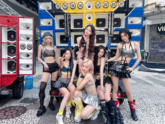 NMIXX 'TIC TIC (Feat. Pabllo Vittar)' MV 비하인드 이미지 [사진=JYP엔터테인먼트]