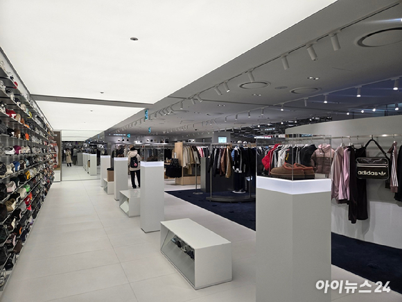 무신사 메가스토어 용산. [사진=박은경 기자]