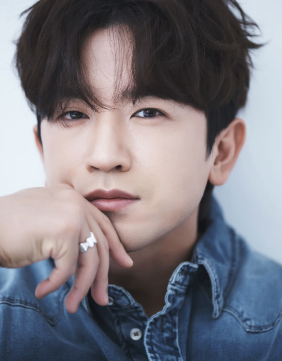 가수 이민우 프로필, [사진=아트버스]