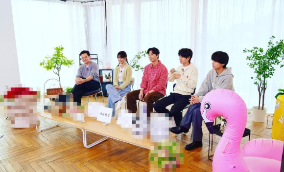 이서진, 정유미, 박서준, 최우식, 방탄소년단(BTS) 뷔가 '출장 십오야2'에 출연한다. [사진=tvN]