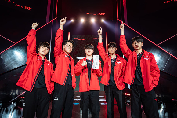 2025 LCK MSI 대표 선발전 3라운드에서 승리한 젠지. [사진=LCK]