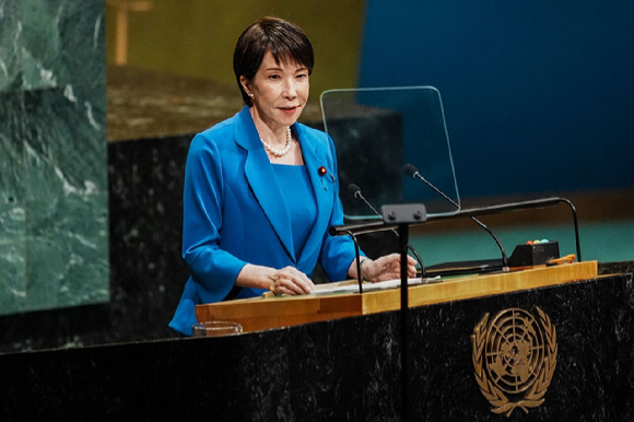 다카이치 사나에 일본 총리가 22일(현지시간) 미국 뉴욕 유엔총회에서 연설하고 있다. [사진=AFP/연합뉴스]