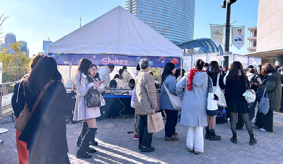 카카오게임즈, SM타운 후쿠오카 콘서트서 '슴미니즈' 체험 부스 운영