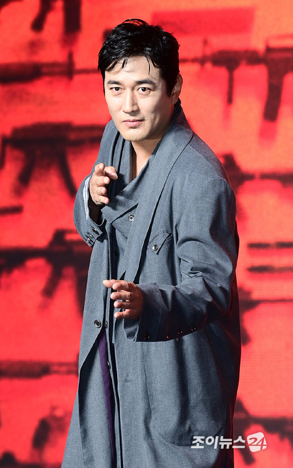 배우 조한선이 20일 오전 서울 여의도 콘래드 서울 호텔에서 열린 디즈니+의 오리지널 시리즈 '킬러들의 쇼핑몰 시즌2' 제작발표회에 참석하고 있다. [사진=정소희 기자]