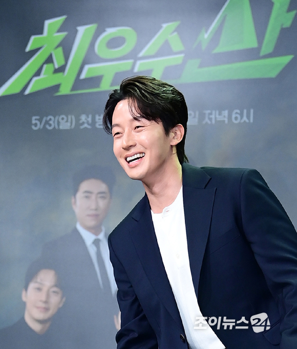 방송인 허경환이 28일 오후 서울 마포구 상암동 MBC 신사옥에서 열린 MBC 새 예능 프로그램 '최우수산(山)' 제작발표회에서 참석하고 있다. [사진=정소희 기자]