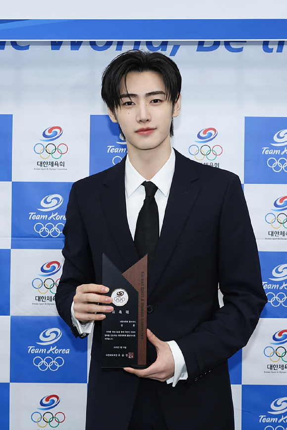 엔하이픈 성훈이 대한체육회 홍보대사로 위촉됐다. [사진=빌리프랩]