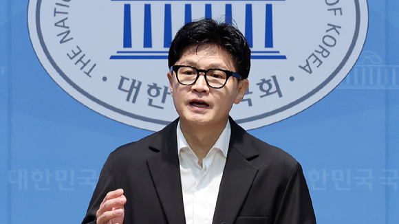 한동훈 무소속 의원이 13일 국회 소통관에서 김승원 법무부 장관 후보자 관련 기자회견을 하고 있다. 2026.9.13 [사진=연합뉴스]