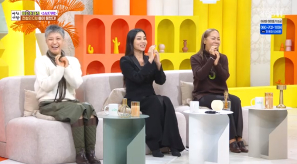 '골든걸스' 인순이, 박미경, 이은미가 '아침마당'에 출연해 대화를 나누고 있다. [사진=KBS 방송화면 캡처]