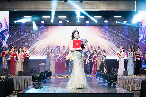 [포토] 슈퍼탑코리아 선발대회 3조 대상 차지한 모델 김남희
