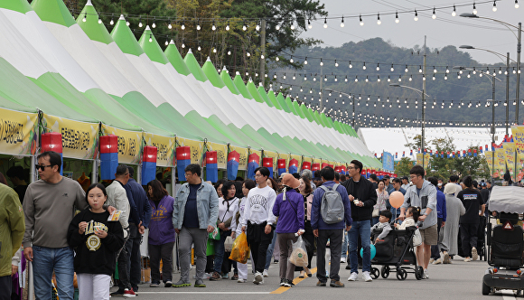 지난해 청주 청원생명축제 농특산물판매장 모습. [사진=청주시]