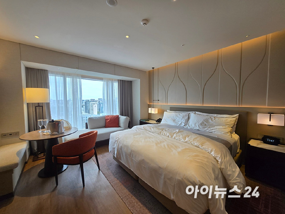 라운지 & 바 '더 로그' [사진=박은경 기자]