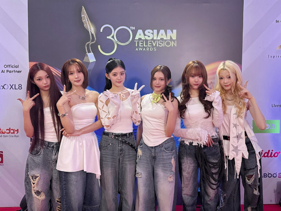 키라스, 인도네시아 팬심 접수…&apos;ATA&apos; 빛낸 5세대 루키 위용