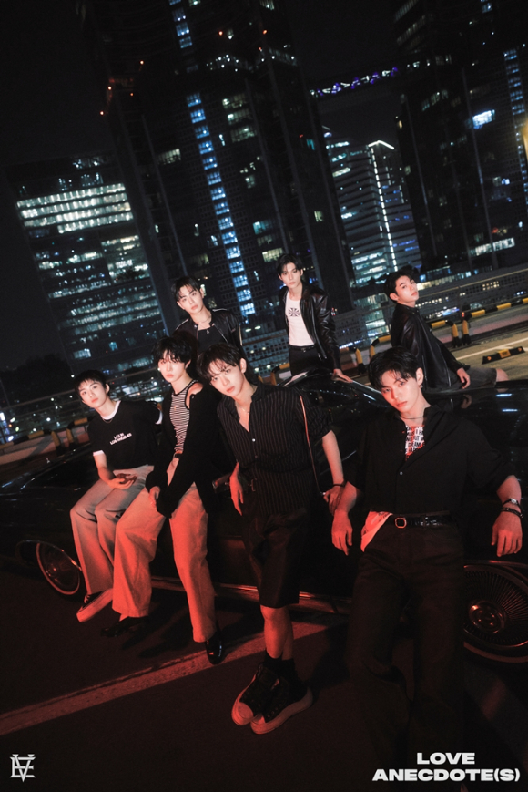 이븐 단체 콘셉트 포토 [사진=젤리피쉬엔터테인먼트]