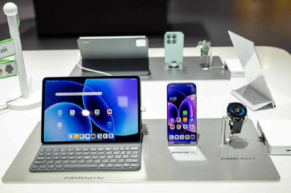 2일(현지시간) 스페인 바르셀로나에서 열린 'MWC 2026' 샤오미 전시관. 콘셉트 전기 하이퍼카 '비전 그란 투리스모'. [사진=샤오미]