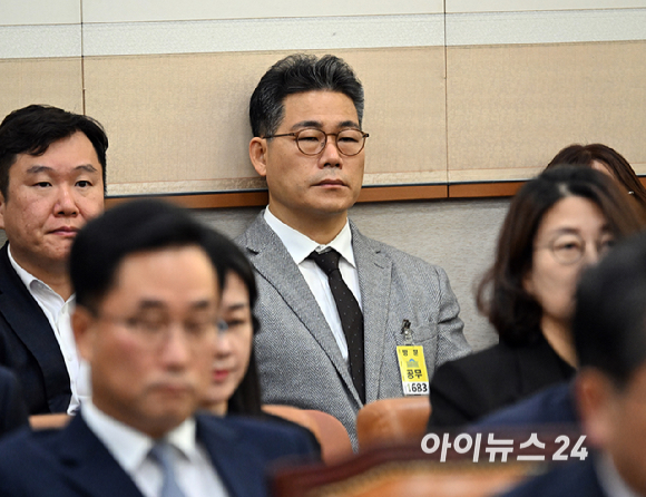 백해룡 경정이 27일 국회 법제사법위원회에서 열린 대검찰청에 대한 국정감사에서 출석하고 있다. [사진=곽영래 기자]