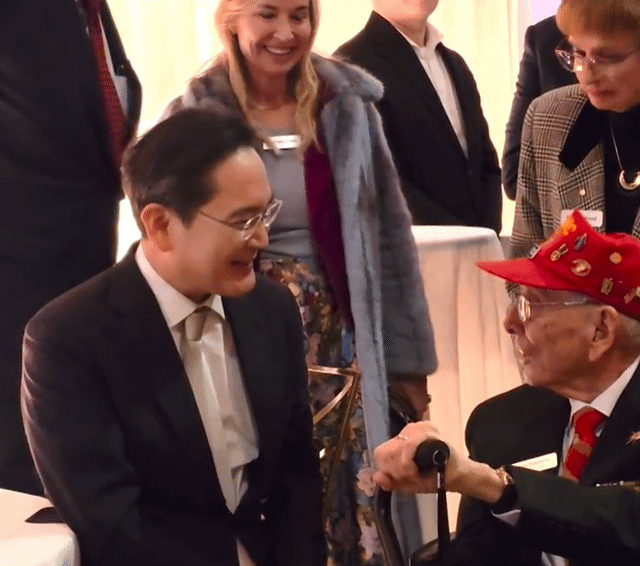 이재용 삼성전자 회장이 28일(현지시간) 미국 워싱턴D.C.에서 열린 '이건희 컬렉션' 갈라 행사에서 영어로 인사말을 하고 있다. [사진=삼성]