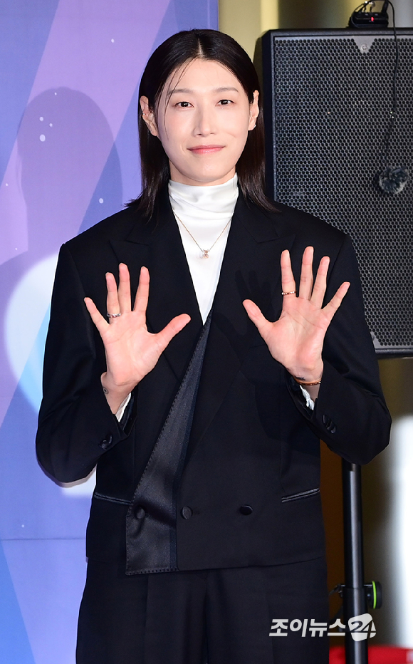 '신인감독 김연경' 김연경이 29일 오후 서울 마포구 MBC 사옥에서 열린 '2025 MBC 방송연예대상' 포토월 행사에 참석하고 있다. [사진=정소희 기자]