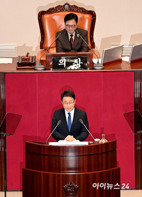 한병도 더불어민주당 원내대표가 3일 국회 본회의에서 교섭단체 대표연설을 하고 있다. [사진=곽영래 기자]