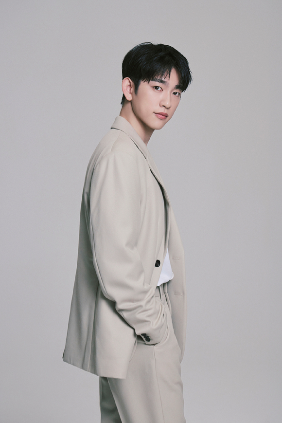배우 박진영이 영화 '하이파이브' 인터뷰에 앞서 포즈를 취하고 있다. [사진=BH엔터테인먼트]