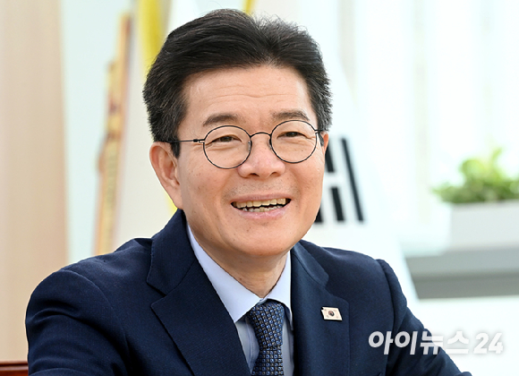 정원오 성동구청장이 26일 서울 성동구 성동구청에서 아이뉴스24와 인터뷰를 하고 있다. [사진=곽영래 기자]