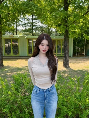 장원영, '딱 붙는 상의+청바지' 비현실적인 S라인 '깜짝'...얼굴 몸매 다 가졌네