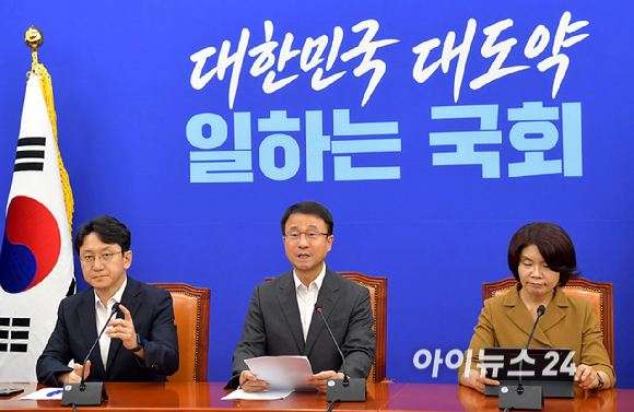 한병도 더불어민주당 당대표 직무대행 겸 원내대표가 6일 서울 여의도 국회에서 열린 정책조정회의에서 발언하고 있다. [사진=곽영래 기자]