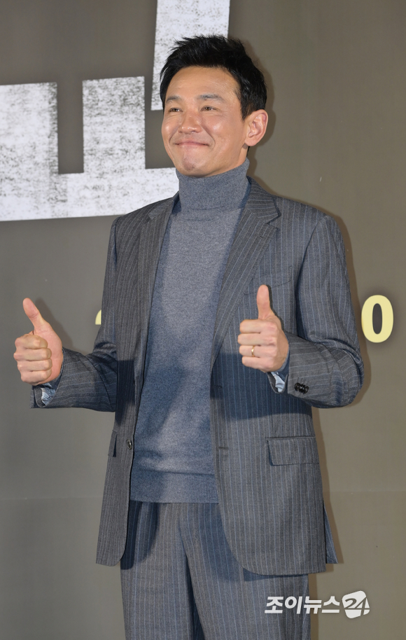 배우 황정민이 20일 오후 서울 성동구 메가박스 성수에서 진행된 영화 '교섭'(감독 임순례) 제작보고회에 참석하고 있다. [사진=정소희 기자]