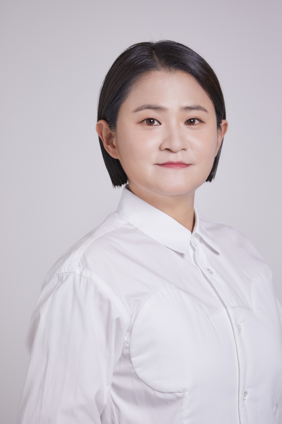 김신영 [사진=씨제스 스튜디오]