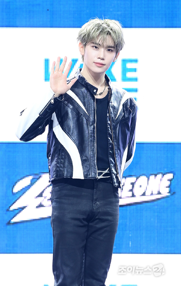 그룹 제로베이스원 김태래가 1일 오후 서울 용산구 한남 블루스퀘어에서 열린 제로베이스원(ZEROBASEONE) 정규 1집 '네버 세이 네버(NEVER SAY NEVER)' 쇼케이스에 참석하고 있다. [사진=정소희 기자]