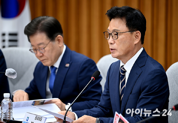 박광온 더불어민주당 원내대표가 5일 국회에서 열린 당 확대간부회의에서 발언하고 있다. [사진=곽영래 기자]