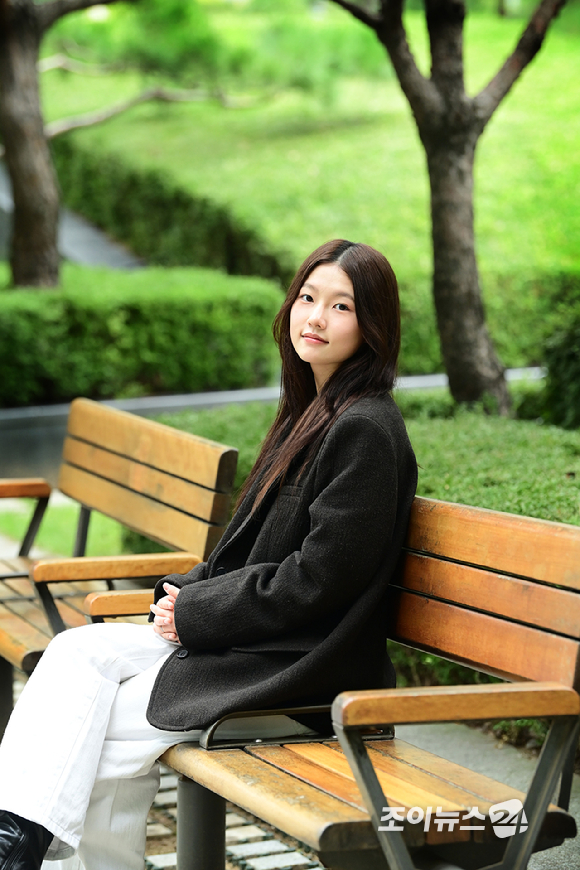 배우 조혜수가 30일 조이뉴스24와의 인터뷰에 앞서 포즈를 취하고 있다. [사진=정소희 기자]