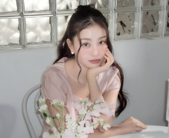 지효 [사진=지효 SNS]